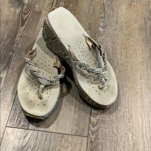 Silver/snake skin wedges flip flops